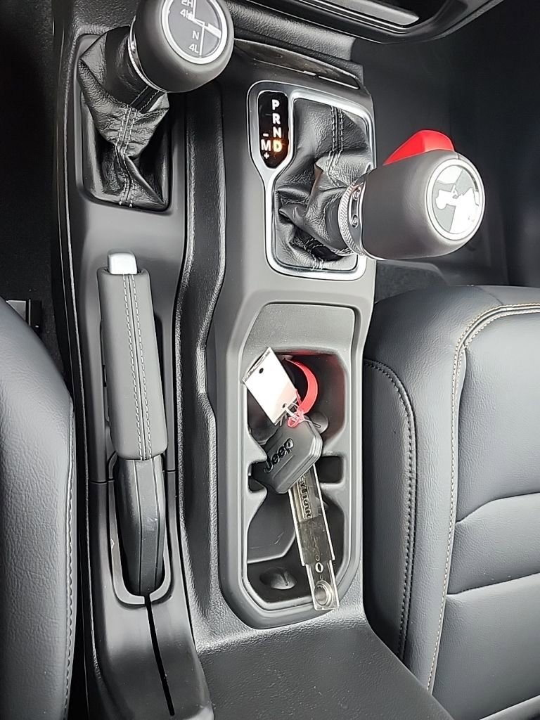 New 2025 Jeep Wrangler Sahara image 36