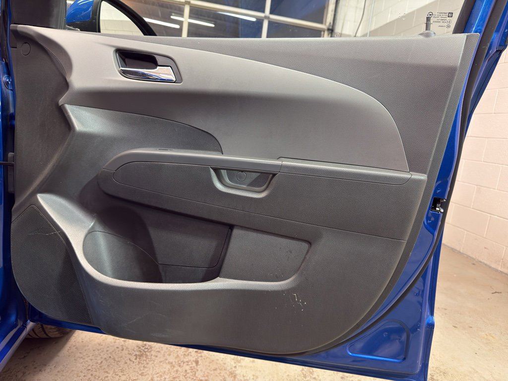 Used 2017 Chevrolet Sonic LT image 20