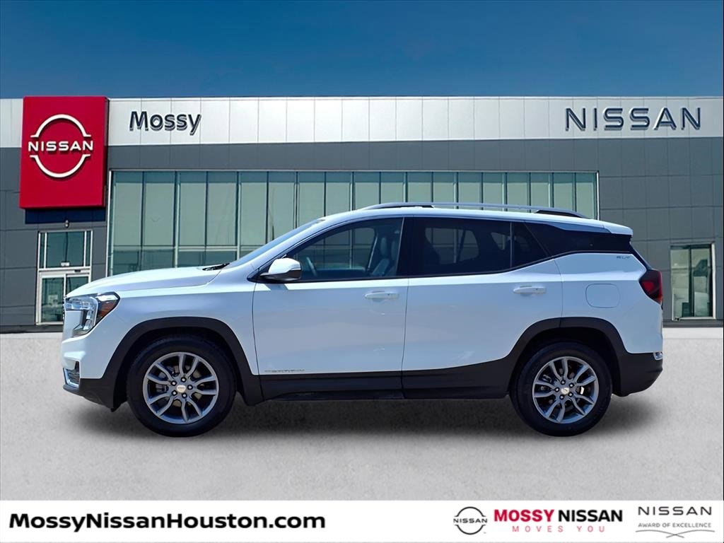 Used 2024 GMC Terrain SLT image 6