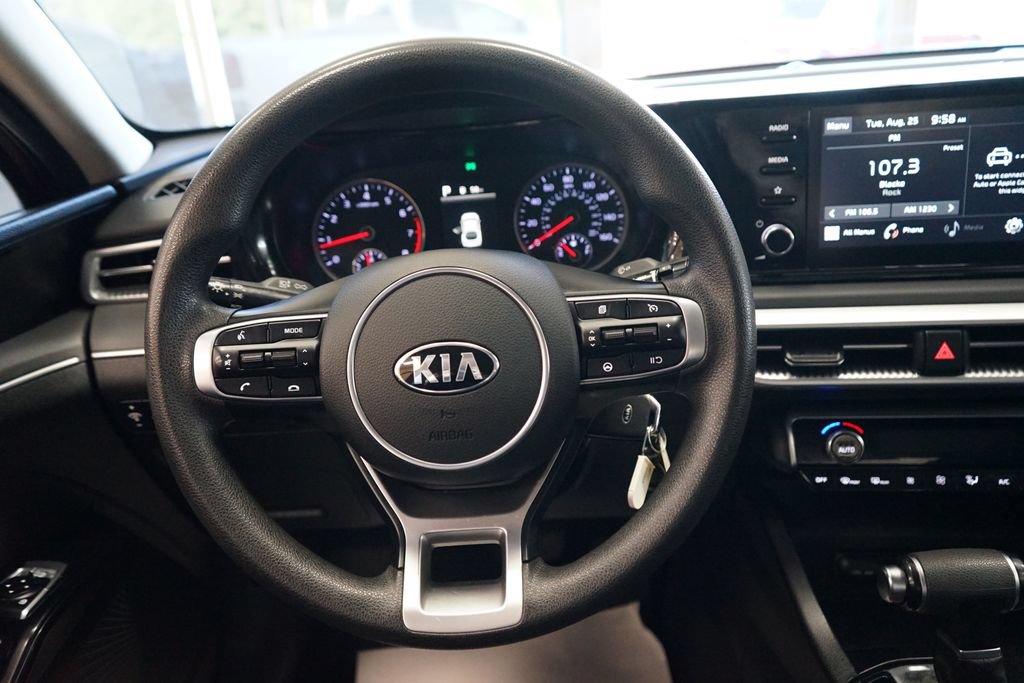 Used 2021 Kia K5 LX FWD image 29