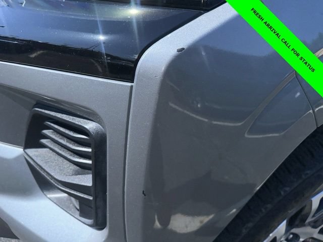 Used 2023 Chevrolet Colorado Z71 w/ Advanced Trailering Package AWD/4WD image 3