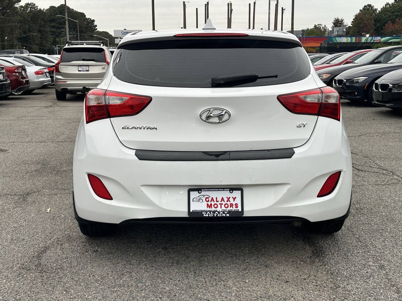 Used 2016 Hyundai Elantra GT w/ Option Group 02 FWD image 6