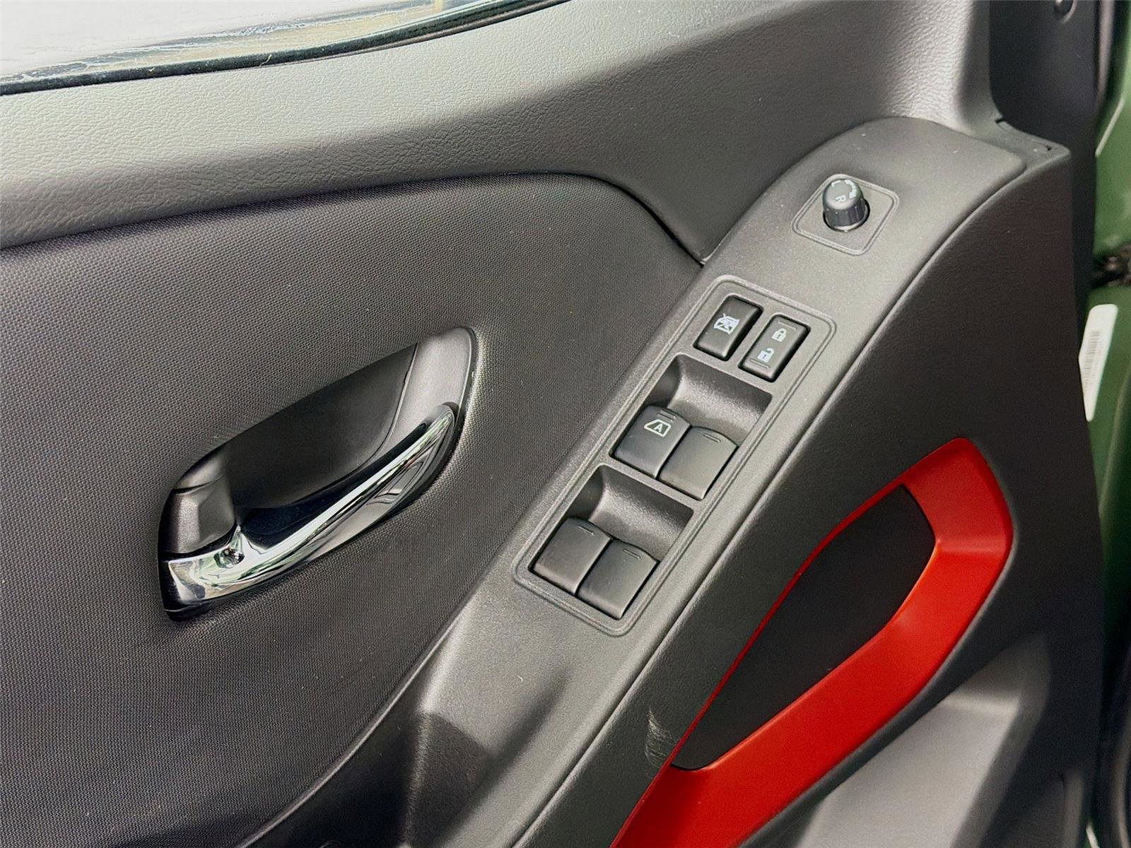 Used 2024 Nissan Frontier PRO-4X w/ Off-Road Protection Package image 18