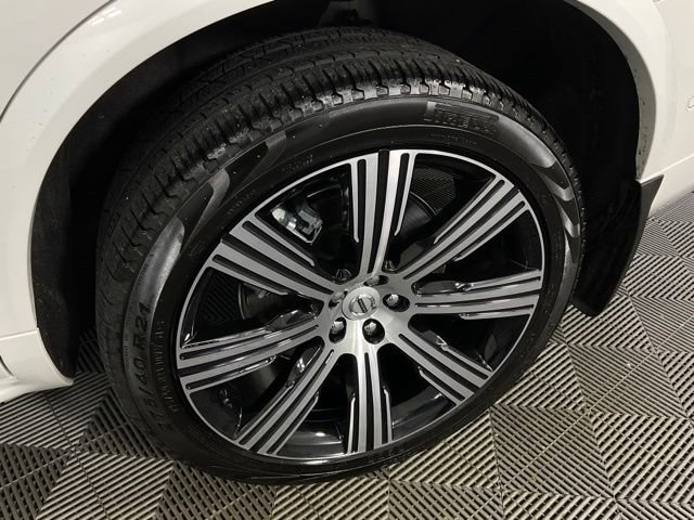 Certified 2025 Volvo XC90 T8 Ultra w/ Protection Package AWD/4WD image 45
