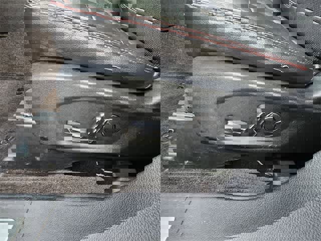 Used 2018 Ford Explorer Sport w/ Equipment Group 401A image 16