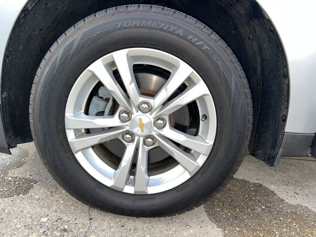 Used 2017 Chevrolet Equinox LS image 26