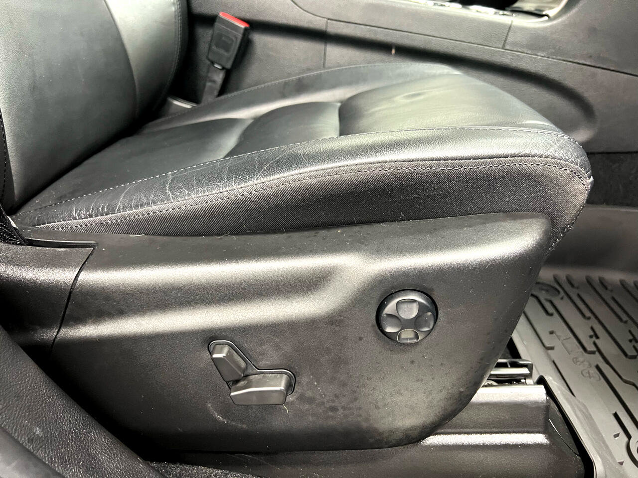 Used 2022 Jeep Grand Cherokee Limited image 15