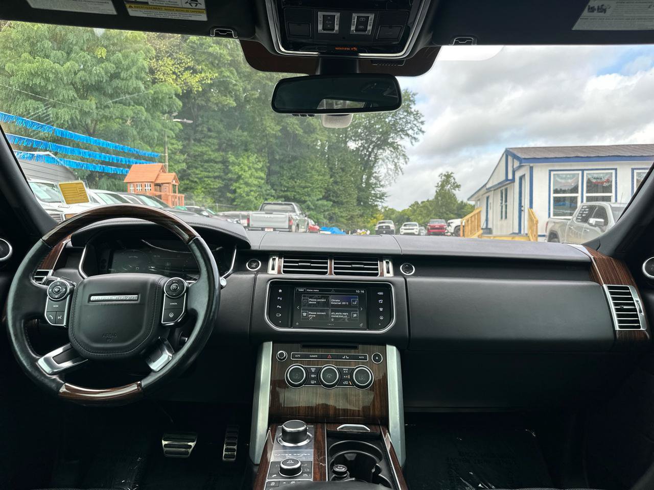 Used 2016 Land Rover Range Rover Supercharged AWD/4WD image 10