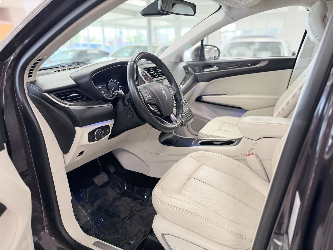 Used 2018 Lincoln MKC Black Label AWD/4WD image 8