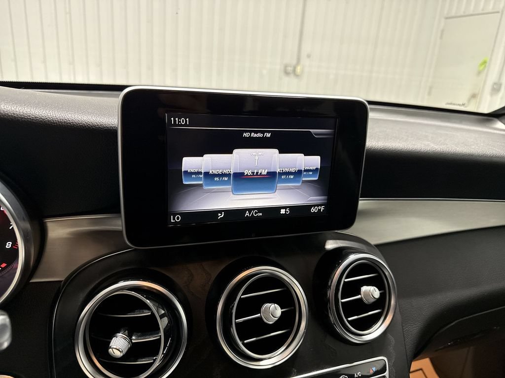 Used 2019 Mercedes-Benz GLC 300 image 13
