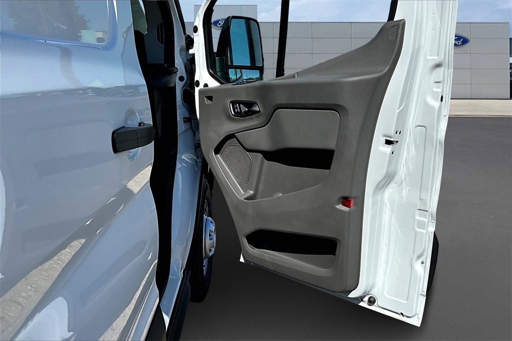 New 2025 Ford Transit 350 Low Roof AWD image 30
