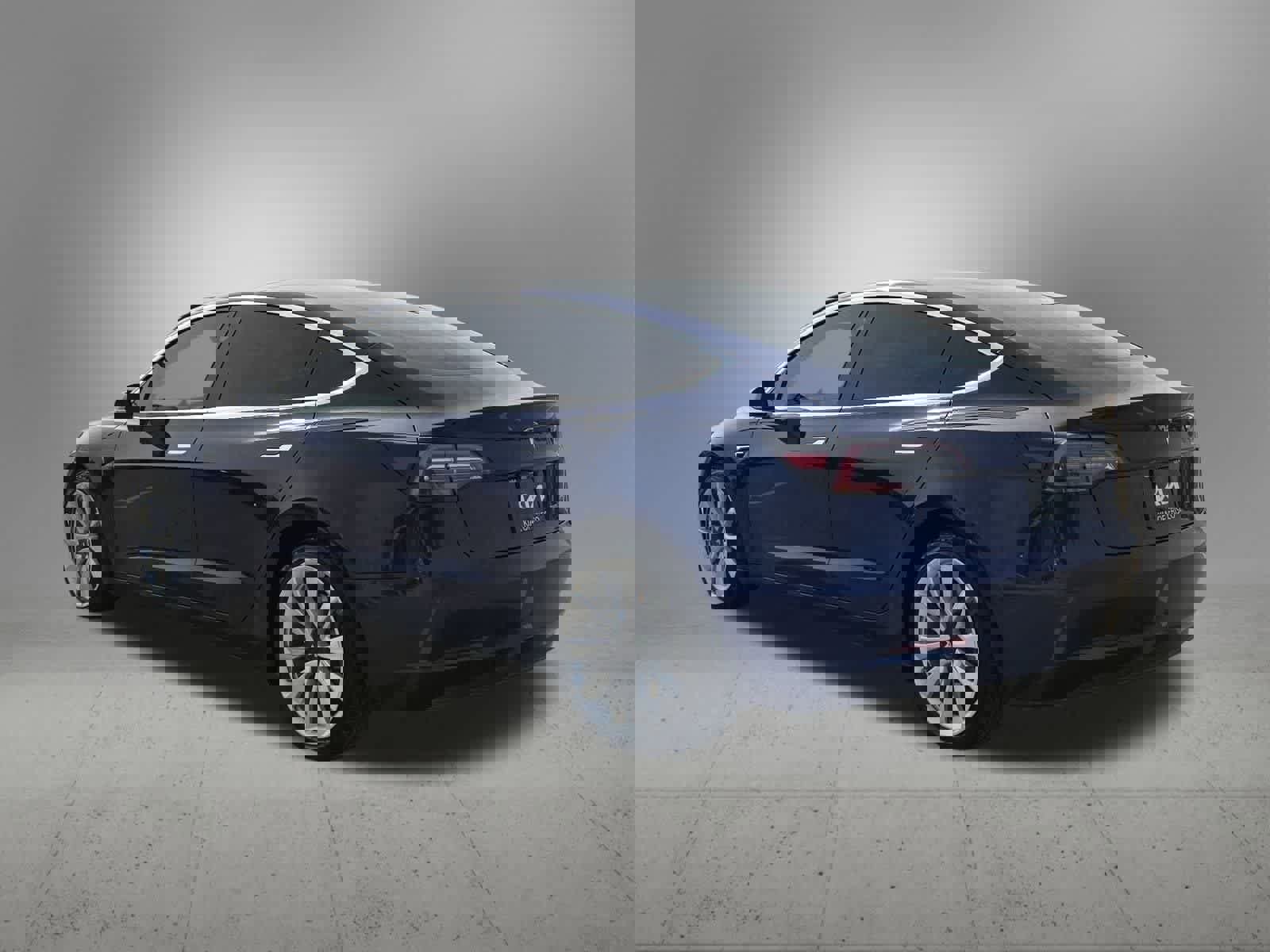 Used 2018 Tesla Model 3 image 4