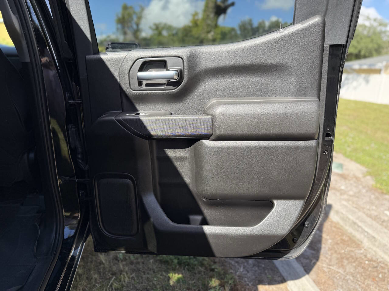 Used 2021 Chevrolet Silverado 1500 Custom image 24