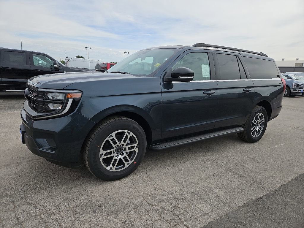 New 2026 Ford Expedition Max Active RWD image 5