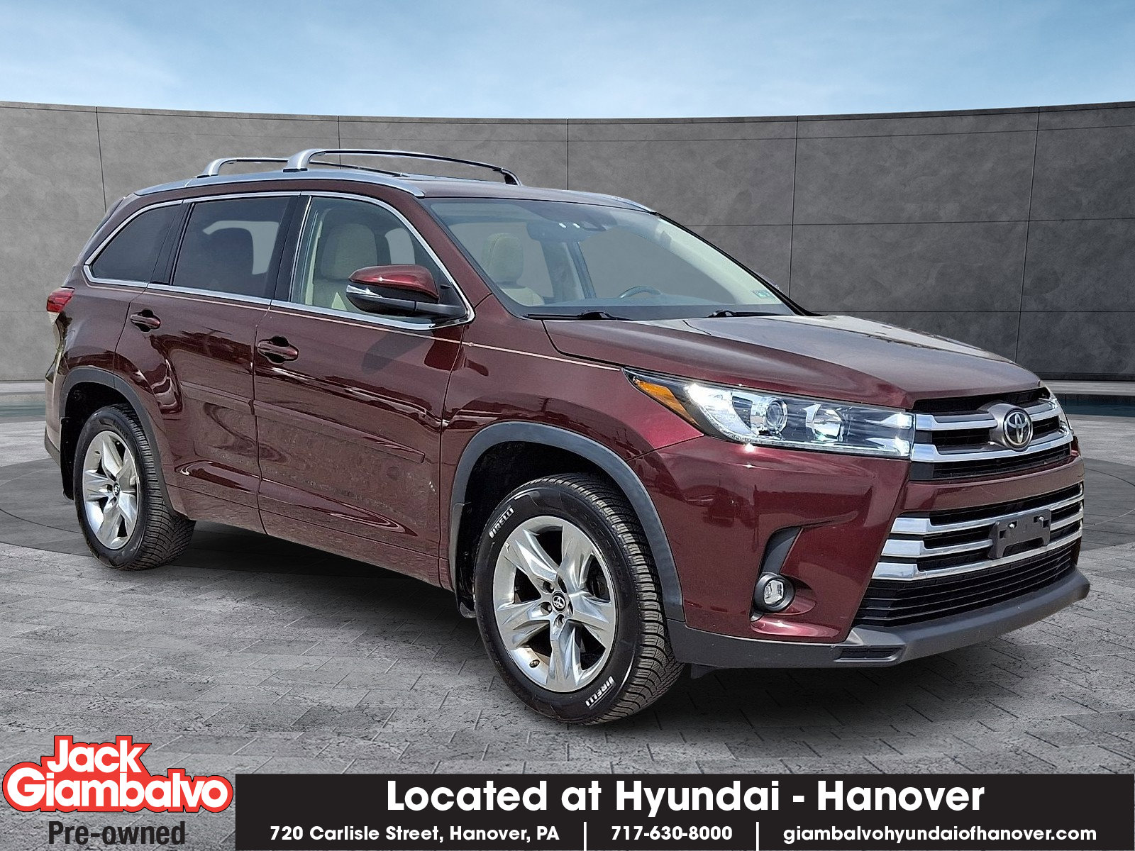 Used 2019 Toyota Highlander Limited AWD/4WD video 1
