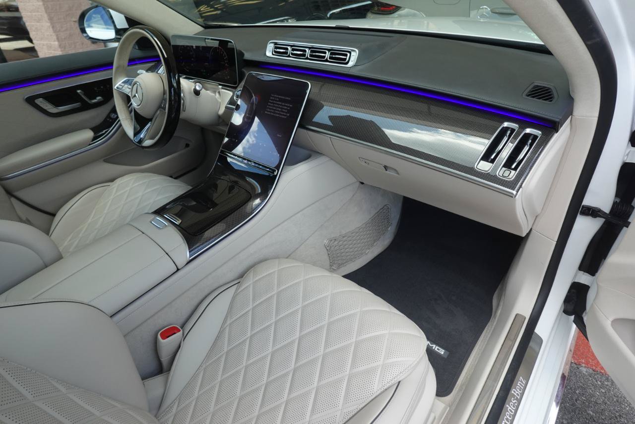 Used 2025 Mercedes-Benz S 580e 4MATIC Sedan image 19