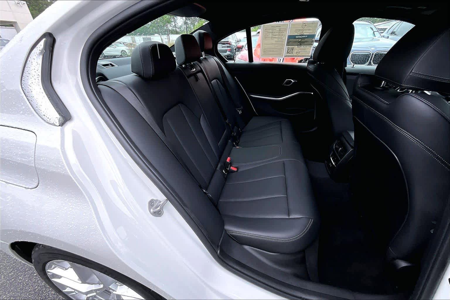 Certified 2025 BMW 330i Sedan RWD image 20