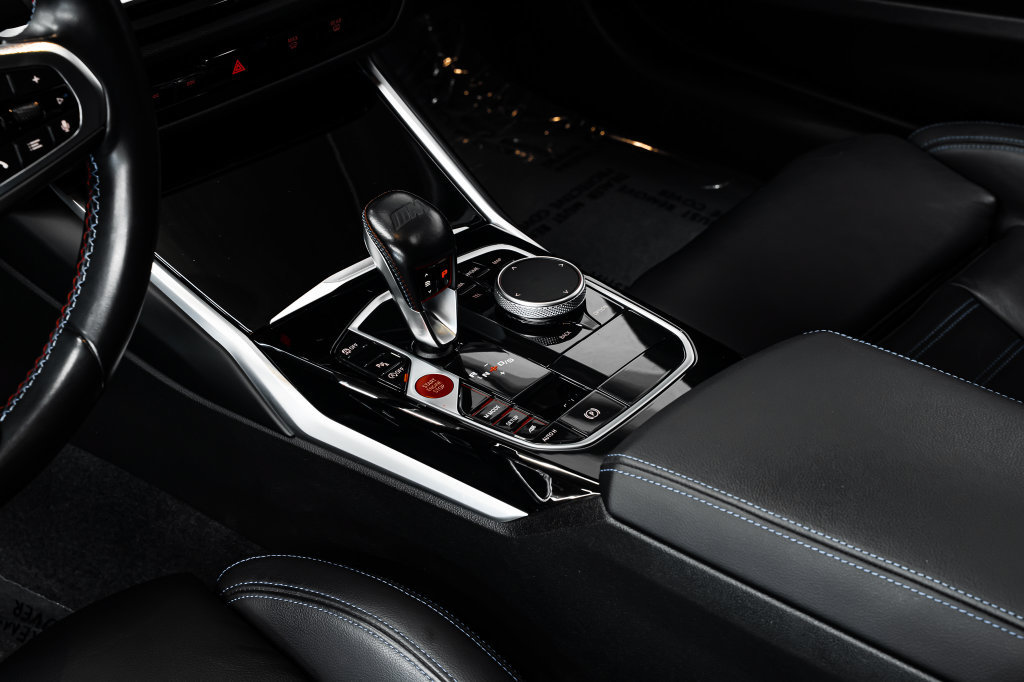 Used 2024 BMW M2 w/ Lighting Package RWD image 26