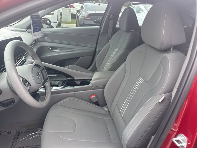 Certified 2023 Hyundai Elantra SEL w/ Convenience Package FWD image 13