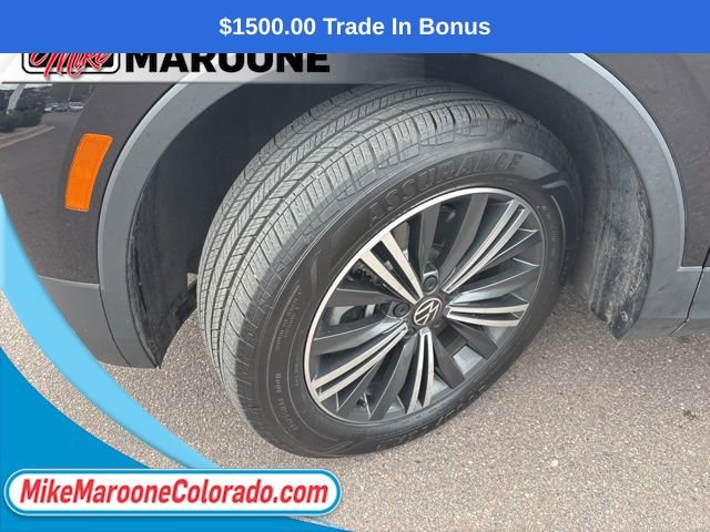 Certified 2024 Volkswagen Tiguan Wolfsburg Edition w/ Panoramic Sunroof Package AWD/4WD image 9