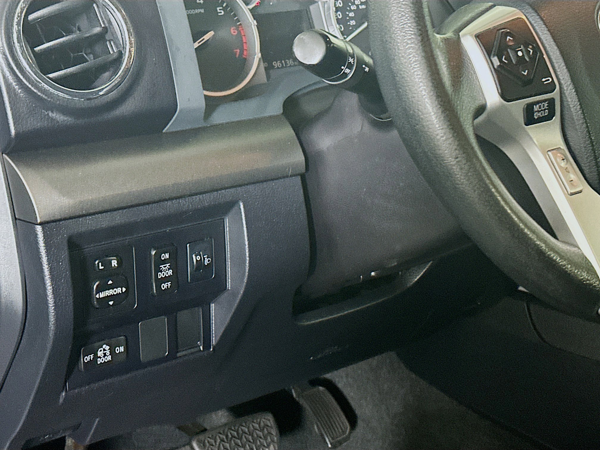 Used 2016 Toyota Tundra SR5 image 16