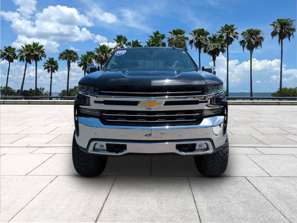 Used 2019 Chevrolet Silverado 1500 LTZ w/ LTZ Plus Package AWD/4WD image 2