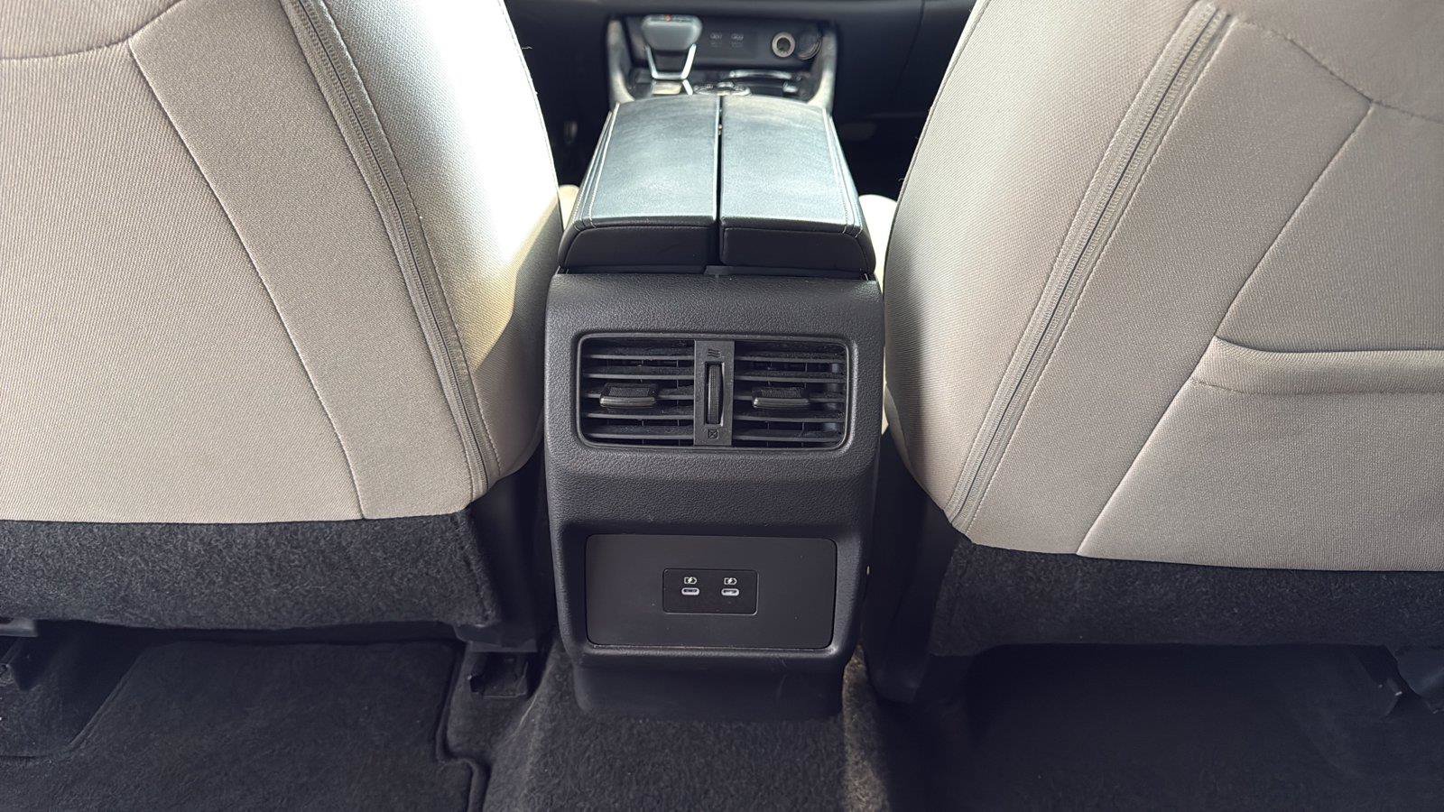 Used 2025 Nissan Rogue SV AWD/4WD image 25