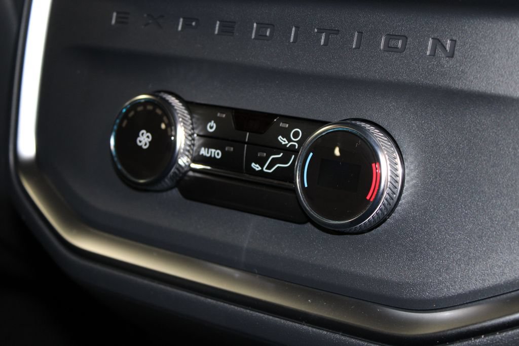 New 2026 Ford Expedition Active RWD image 36
