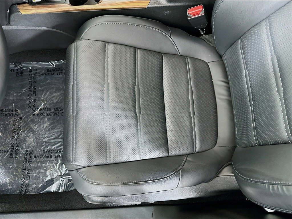 Used 2021 Honda CR-V Touring image 23