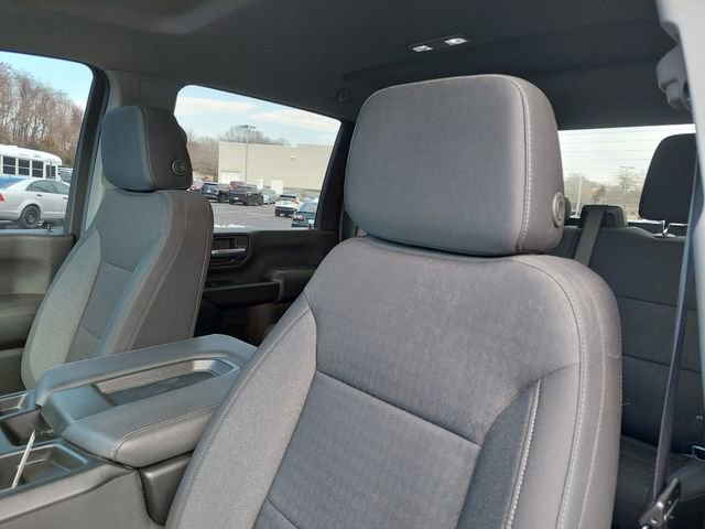 Used 2024 Chevrolet Silverado 2500 Custom w/ Custom Convenience Package image 6