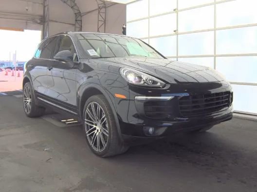 Used 2015 Porsche Cayenne S AWD/4WD image 3
