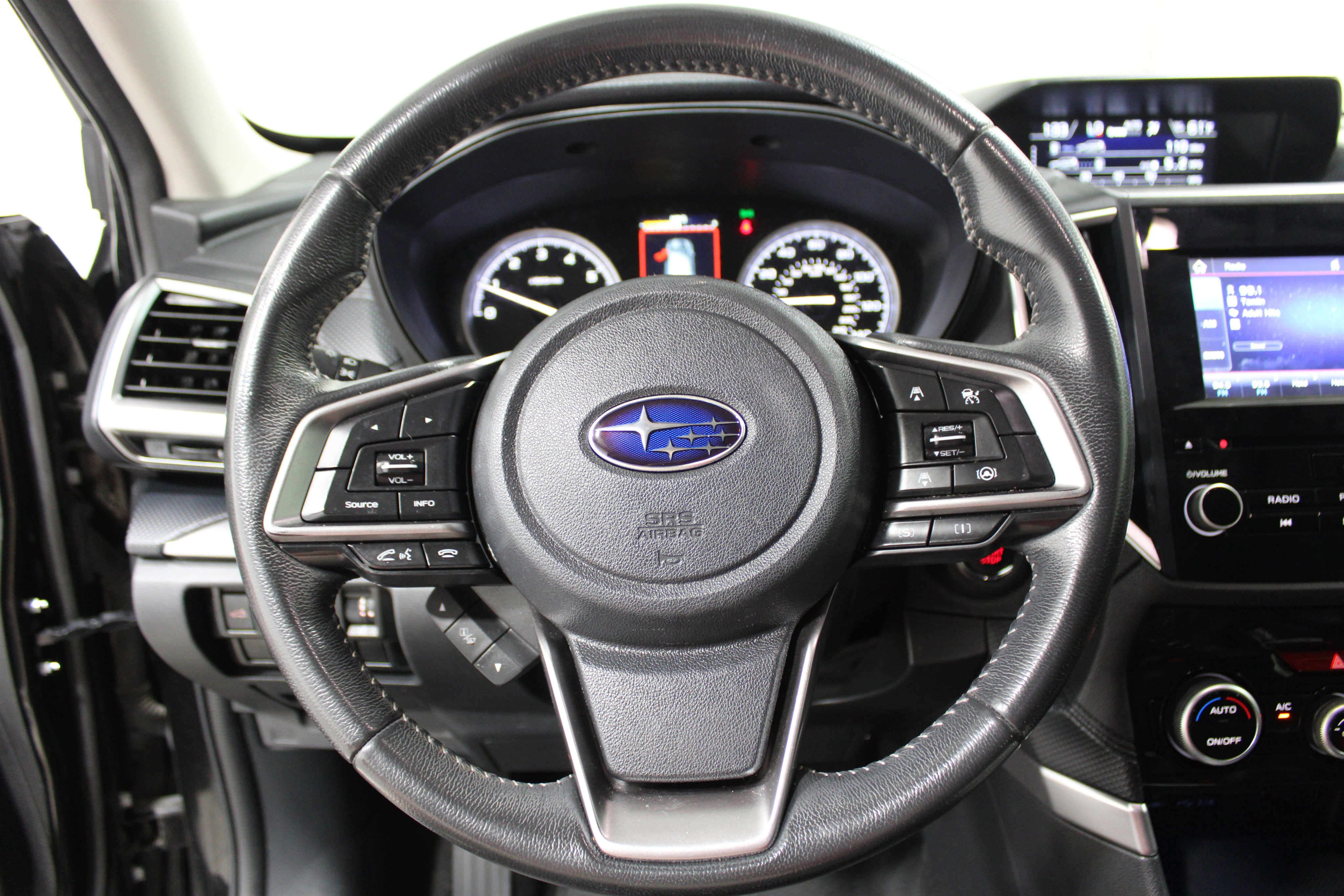 Used 2022 Subaru Forester Premium AWD/4WD image 9