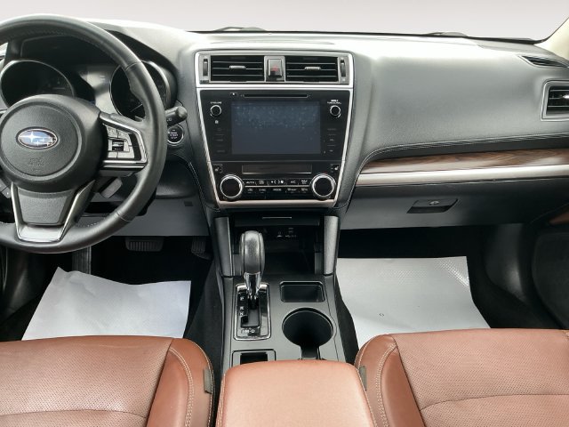 Used 2019 Subaru Outback 2.5i Touring AWD/4WD image 10