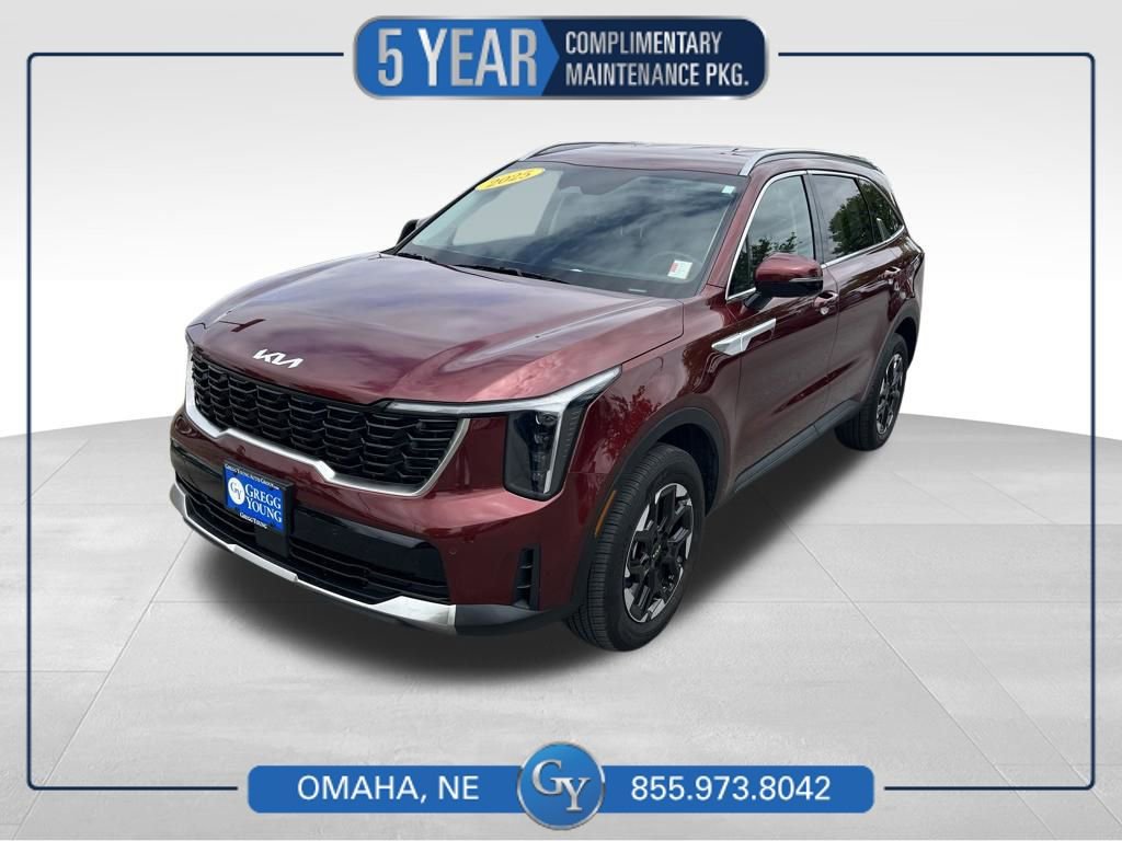 Used 2025 Kia Sorento S AWD/4WD image 1