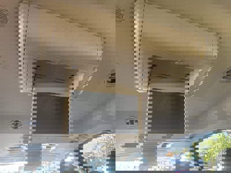 Used 2009 Cadillac Escalade ESV AWD image 27