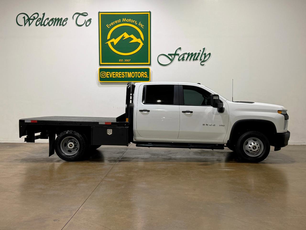 Used 2020 Chevrolet Silverado 3500 W/T w/ WT Convenience Package image 9