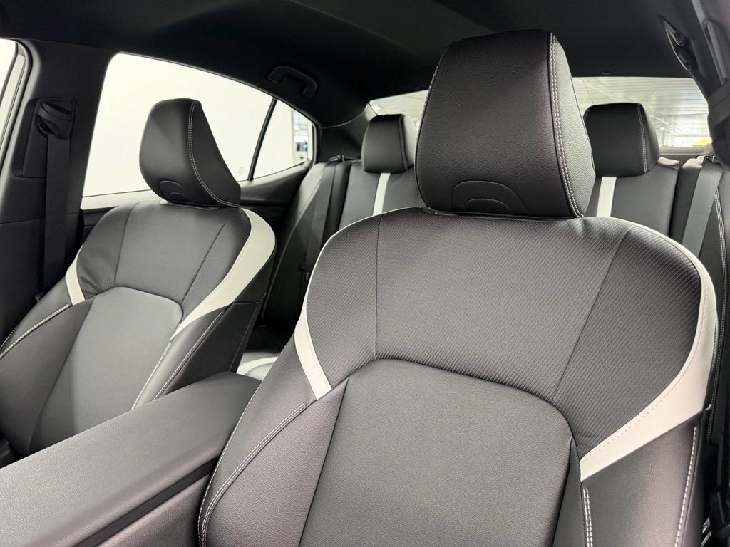 Used 2026 Toyota Camry SE FWD image 24