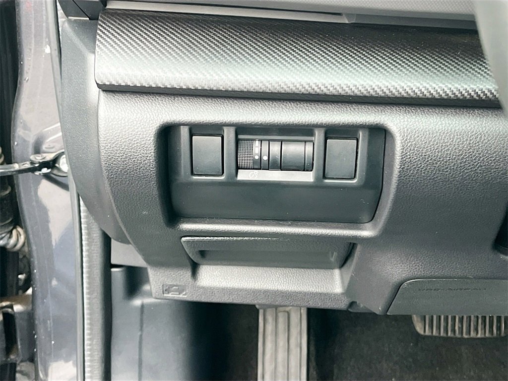 Used 2024 Subaru Crosstrek 2.5i Limited w/ Popular Package #4A image 10