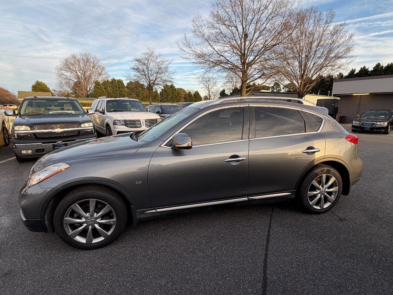 Used 2016 INFINITI QX50 Journey w/ Premium Package AWD/4WD image 6