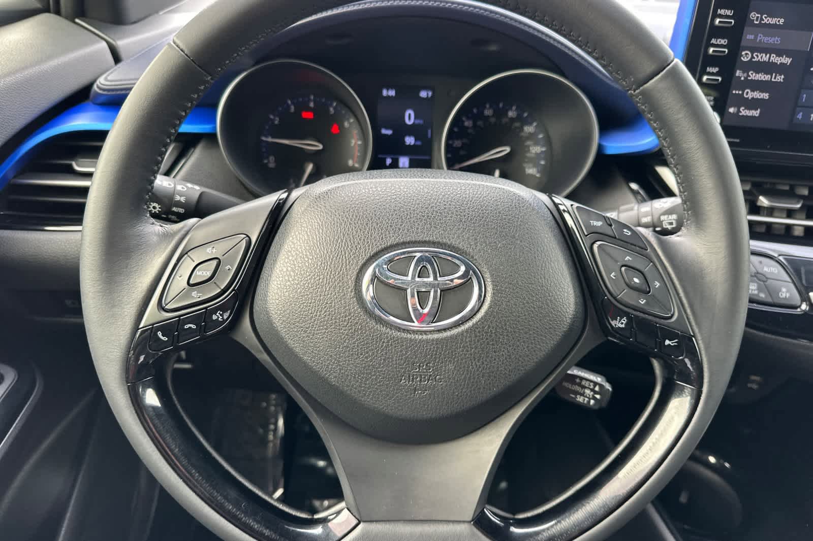 Used 2021 Toyota C-HR XLE FWD image 23