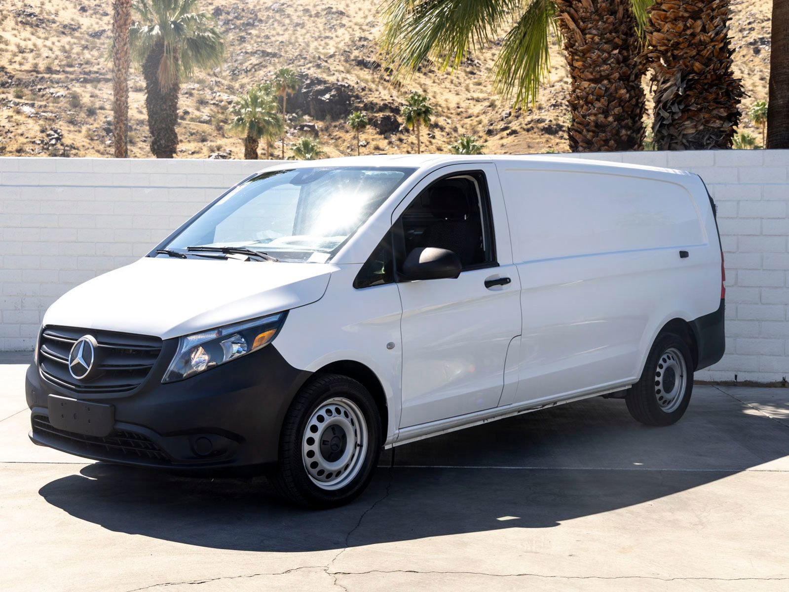 Used 2022 Mercedes-Benz Metris image 5