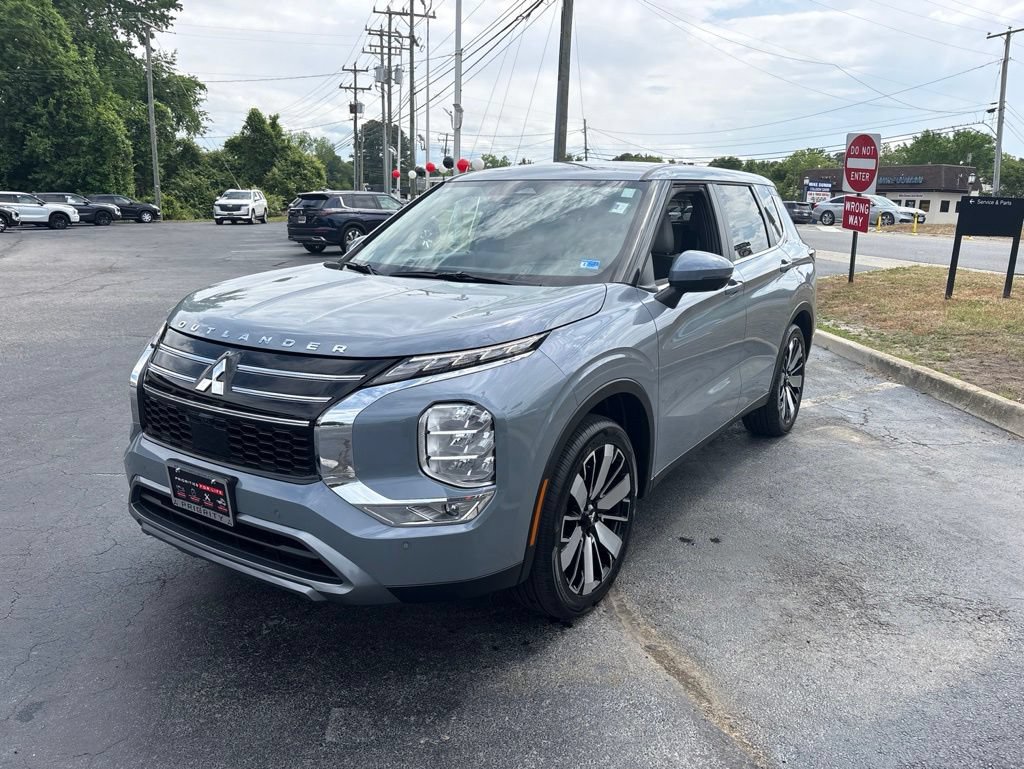 New 2026 Mitsubishi Outlander SE FWD image 7