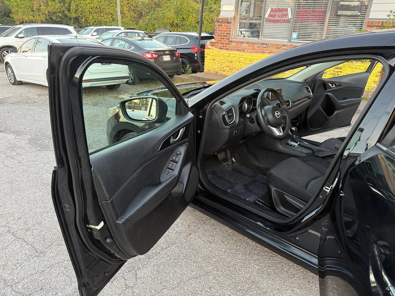Used 2014 MAZDA MAZDA3 i Touring image 9