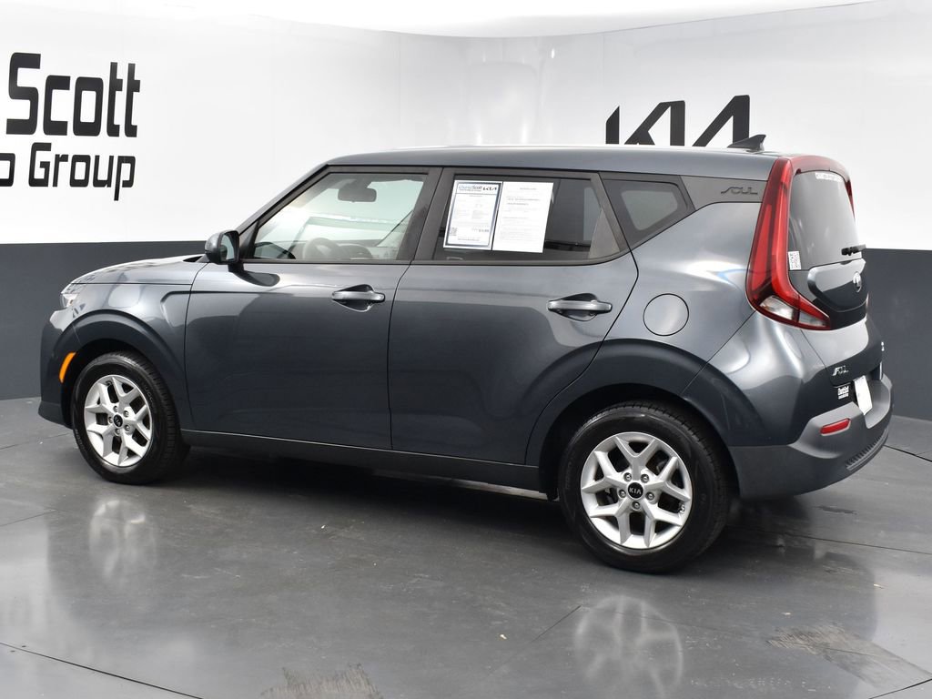 Used 2020 Kia Soul S image 3