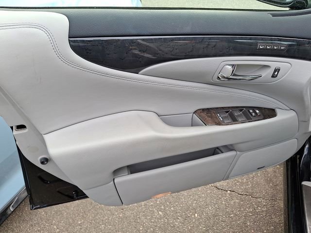 Used 2007 Lexus LS 460 image 8