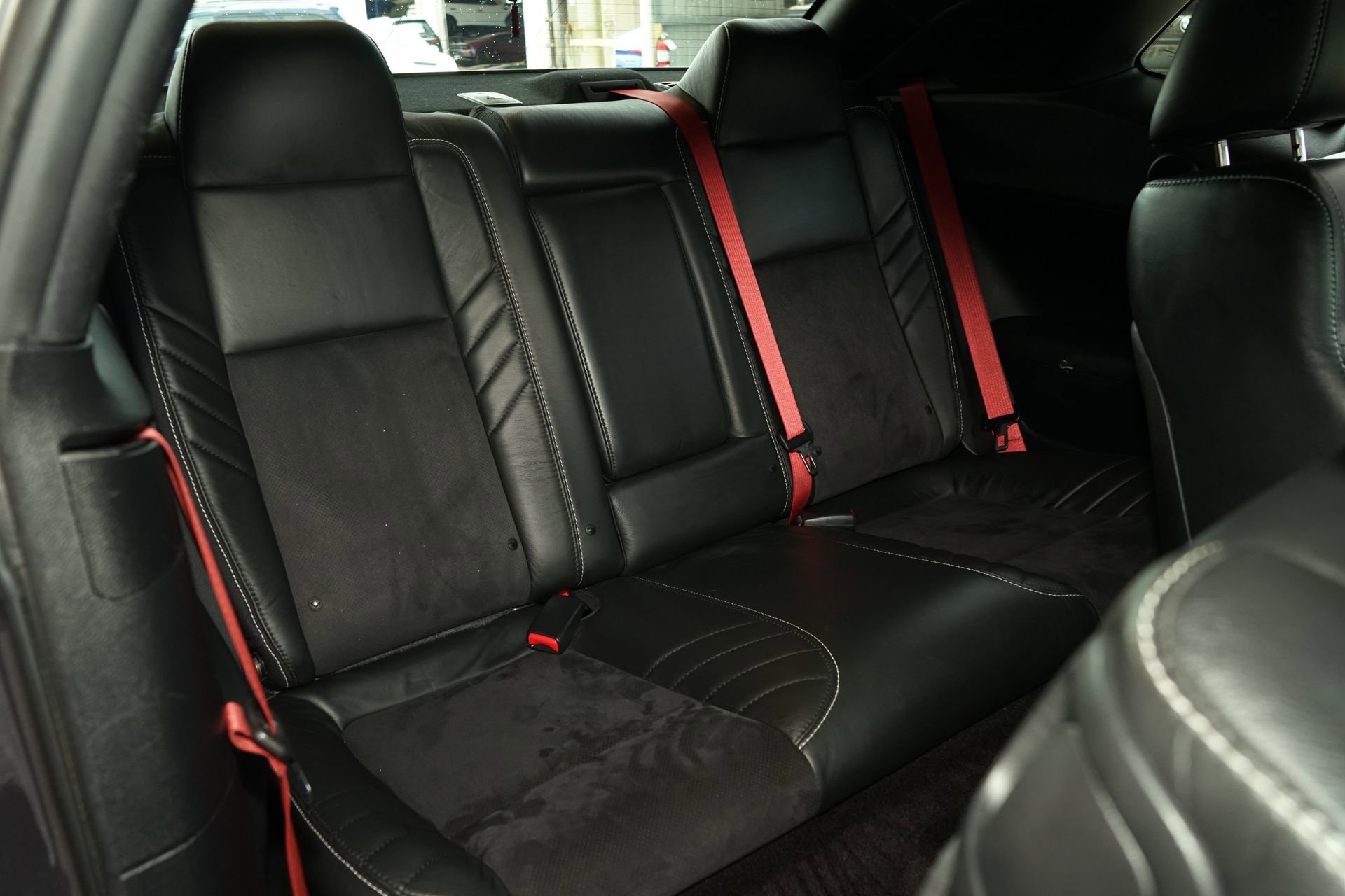 Used 2019 Dodge Challenger SRT Hellcat Redeye image 17