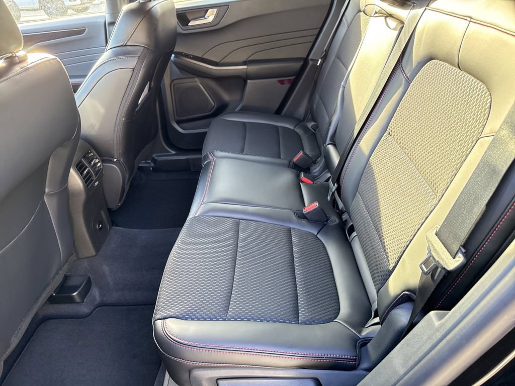 New 2026 Ford Escape ST-Line w/ Tech Pack #1 FWD image 19
