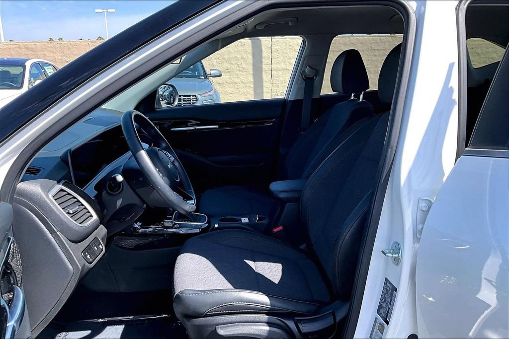 Used 2024 Kia Seltos S FWD image 16