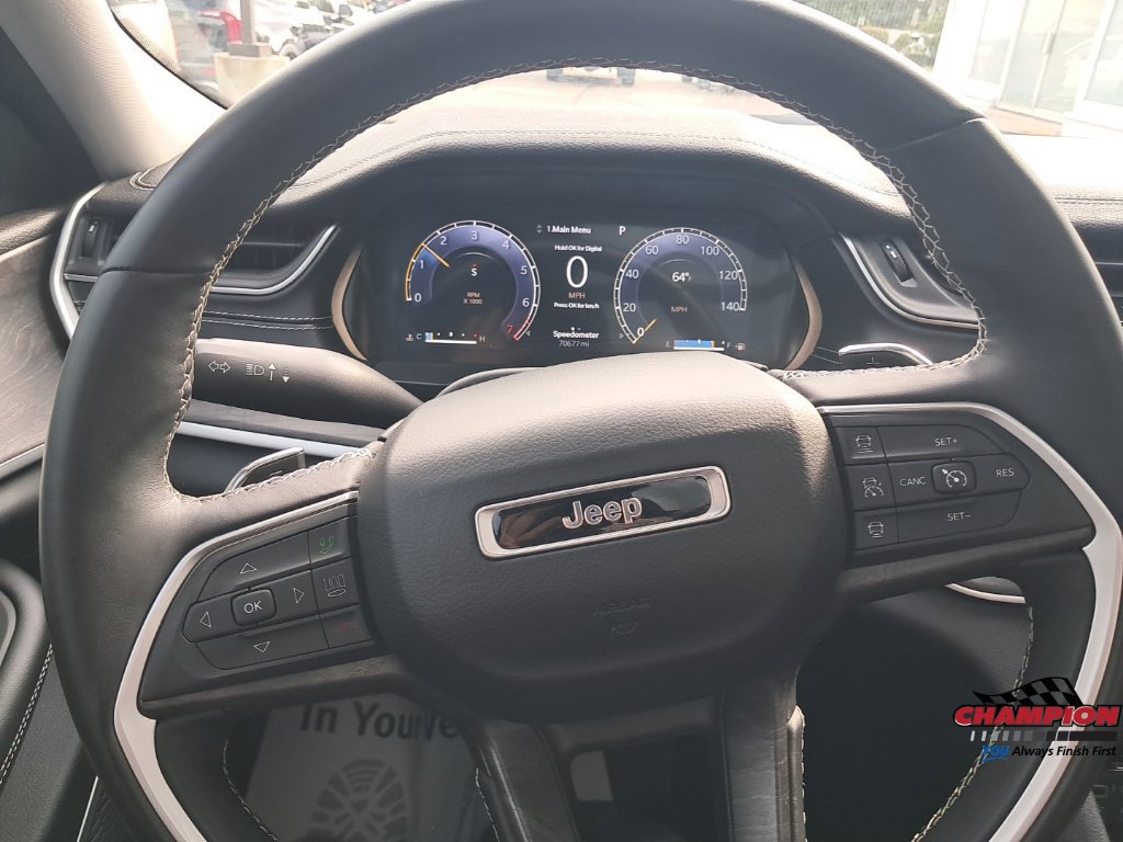 Used 2021 Jeep Grand Cherokee L Limited AWD/4WD image 31