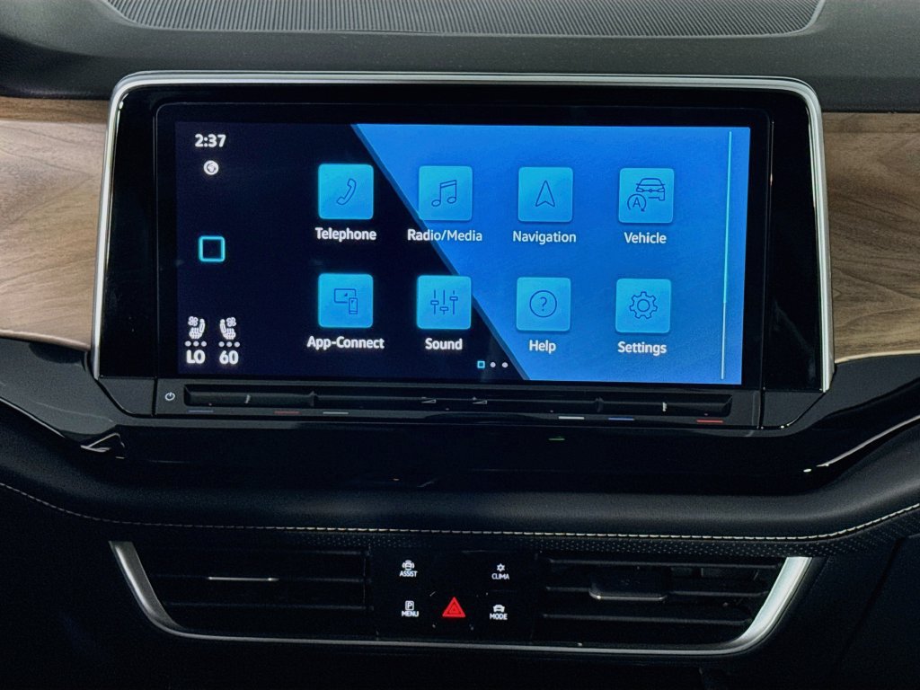 Used 2024 Volkswagen Atlas SE FWD image 13
